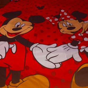 Disney Mickey and Minnie shower curtain